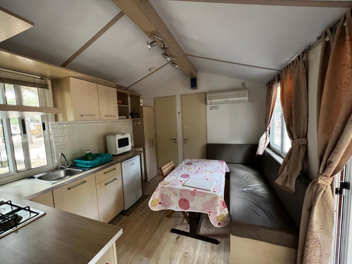 Buona Mobile Homes On Camping Mare E Pineta リド・ディ・スピーナ エクステリア 写真